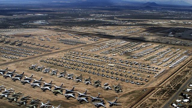 10 ungewöhnliche Flugzeugfriedhöfe