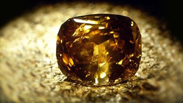 10 najsłynniejszych diamentów i diamentów