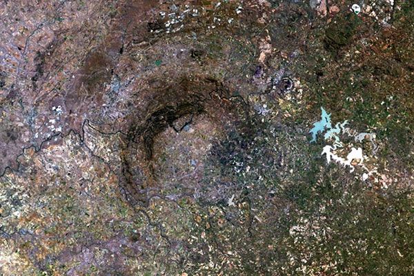 10 největších kráterů nárazu planety Země