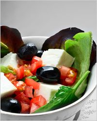 salát с адыгейским сыром