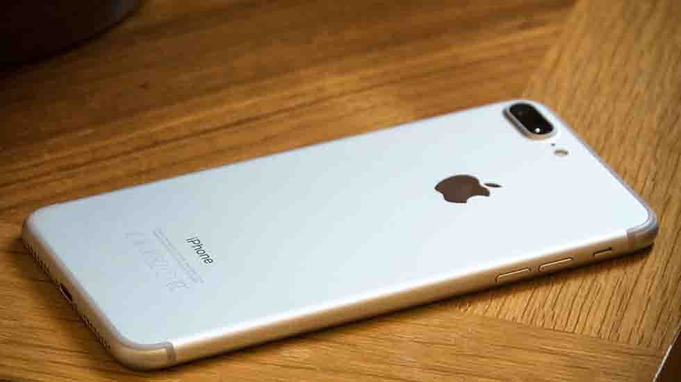 Beeline сбросил цену iPhone 7 Plus сразу на 8 000 рублей в честь майских праздников