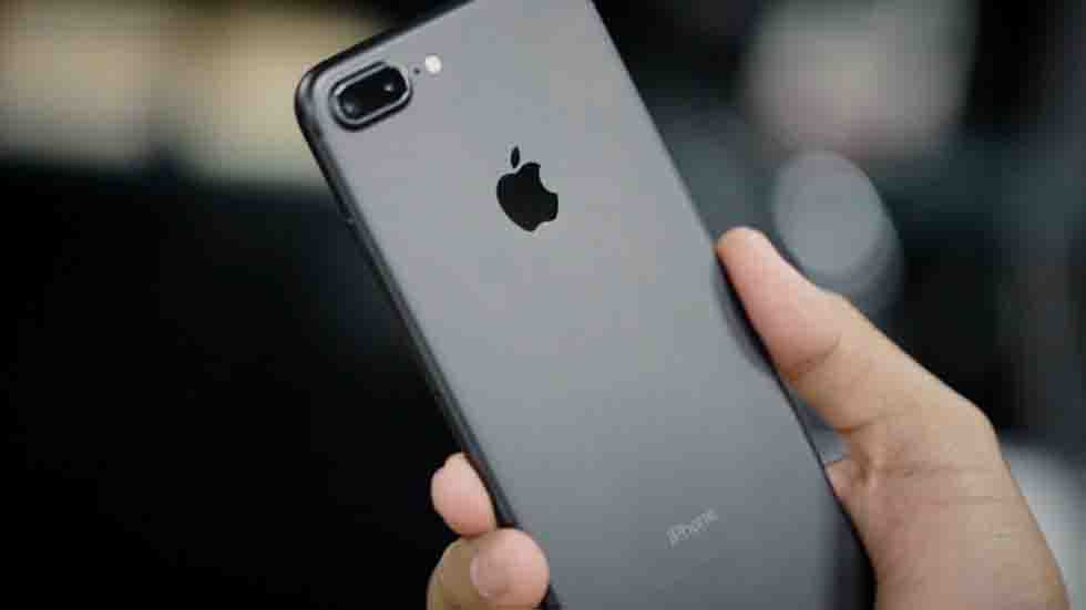 Beeline сбросил цену iPhone 7 Plus сразу на 9 000 рублей в честь майских праздников