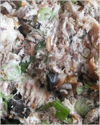 Salat из копчёной скумбрии