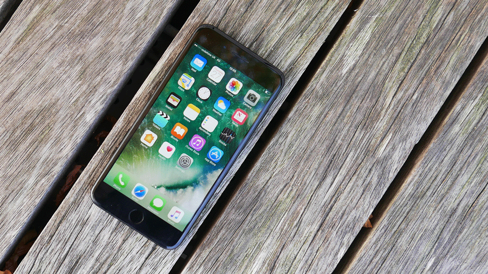 Cena: восстановленного iPhone 7 с 32 ГБ рухнула почти на 30%