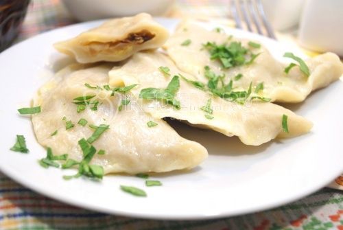 dumplings с капустой и сыром