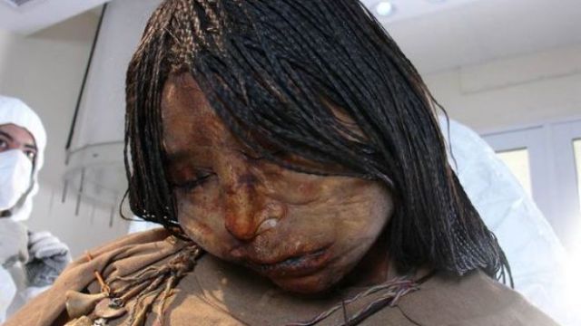 Dzieci Inków zostały uśpione, pompując je alkoholem i liśćmi koki