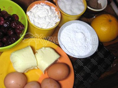 Ingrediensene для приготовления шоколадного торта с фруктами