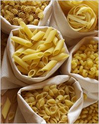 pasta, лазанья, равиоли, ньокки и прочие феттучини.