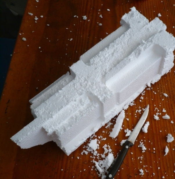 Hvordan lage en båt laget av papir