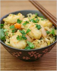 Jídlo китайской кухни –рис по китайски