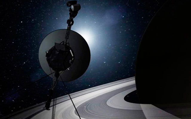 Nava spatiala "Voyager 1" a intrat in regiunea spatiala misterioasa