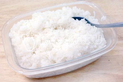 ris отварить на пару, добавить соли по желанию