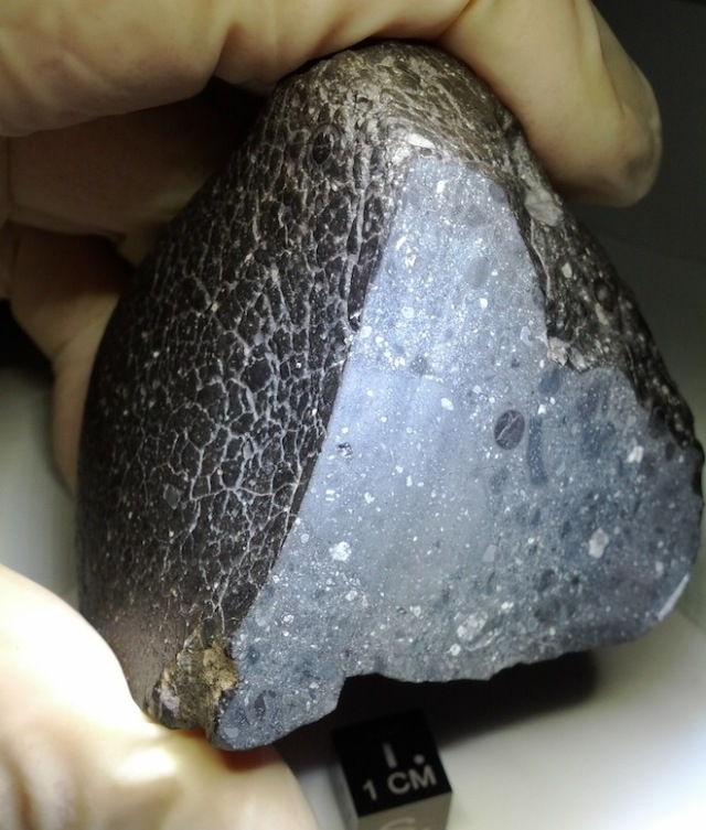 En unik martian meteoritt ble oppdaget, som er 2 milliarder år gammel