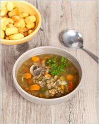 Suppe с чечевицей и грибами