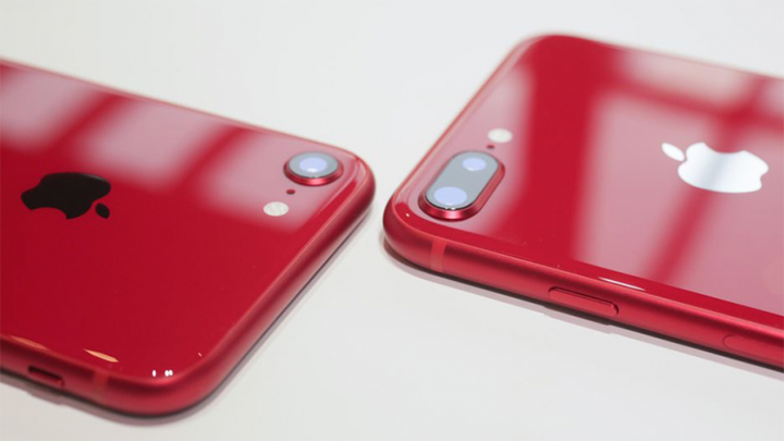 Russo магазины открыли предзаказ на красные iPhone 8 и iPhone 8 Plus