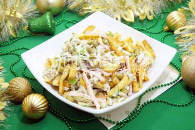 salată с картофелем фри «Новогодние мотивы»