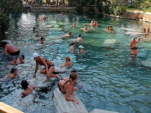 Nejvíce neobvyklé bazény na světě