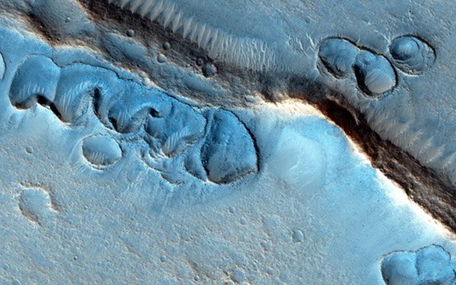 Nejvíce neobvyklé krátery na Marsu