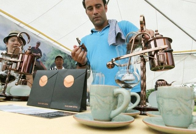 O café mais caro do mundo é feito de excremento de elefante