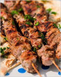 Shish kebab из свинины и баранины со шпиком