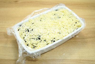 Vrstva тертого сыра.
