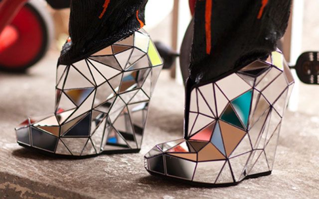 Moda ciudata: pantofi de designer care te vor face sa zambesti