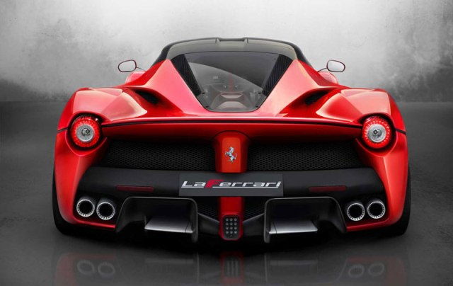 Super-drahé supercars od Lamborghini a Ferrari na Ženevském autosalonu
