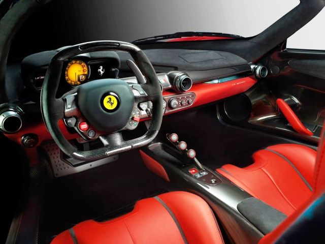 Super-scumpe super-scumpe de la Lamborghini și Ferrari la Salonul Auto de la Geneva