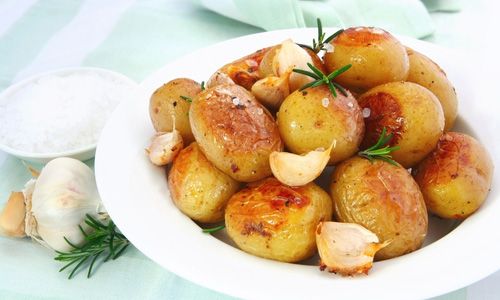 Pečené картошка целиком