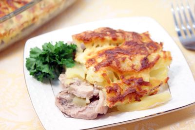 bakt мясо с картофелем и сыром